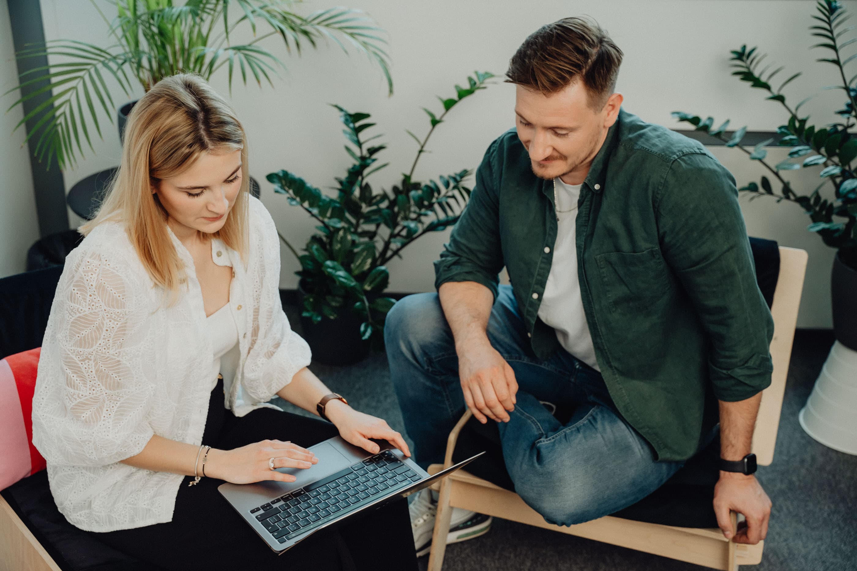 Understanding the Distinct Roles: Scrum Master vs Product Owner